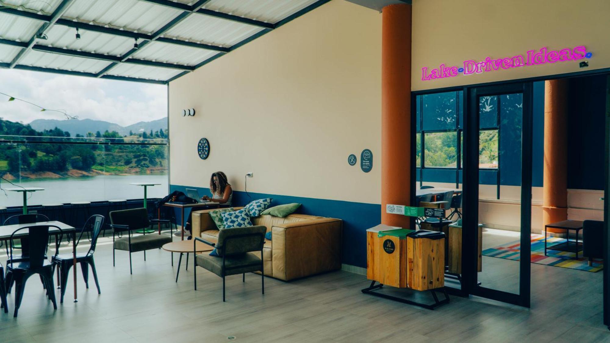 Viajero Guatape Hostel & Lake Club 外观 照片