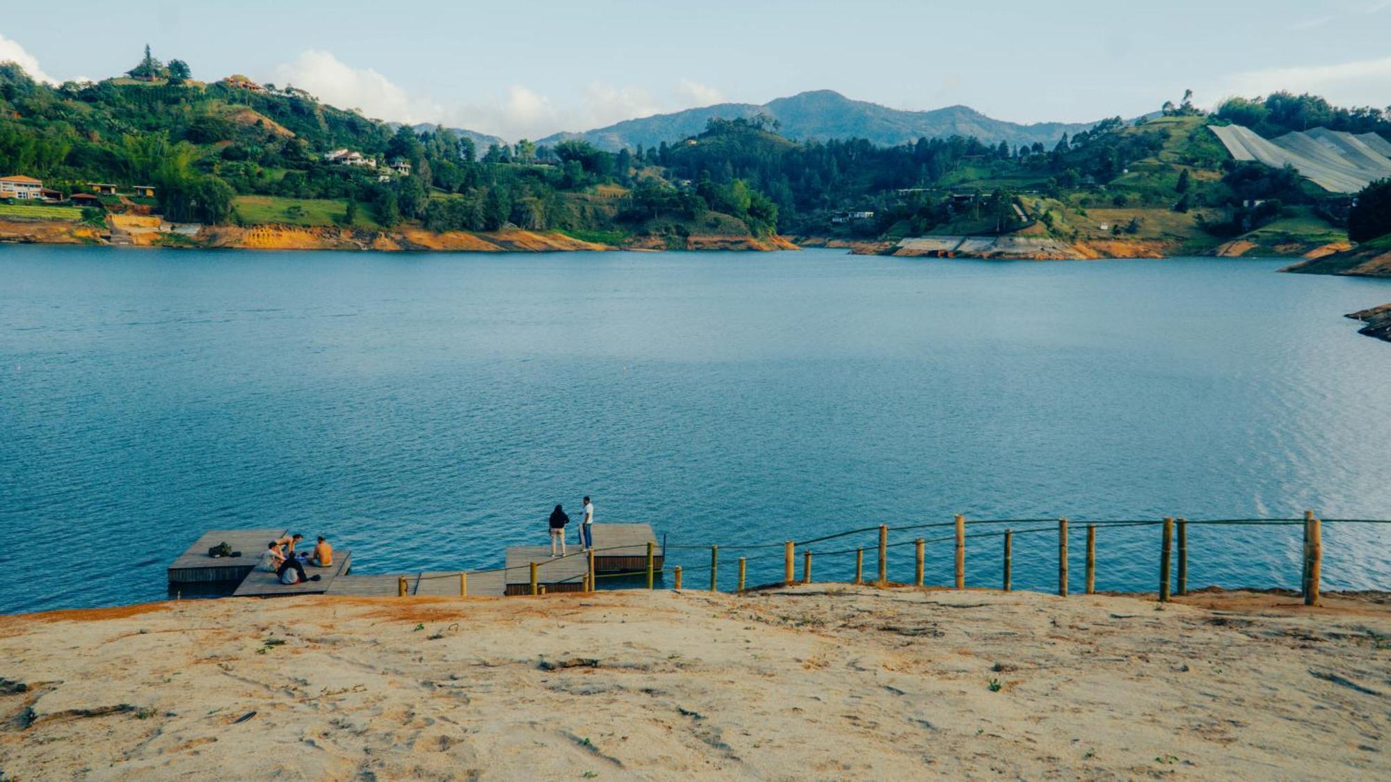 Viajero Guatape Hostel & Lake Club 外观 照片