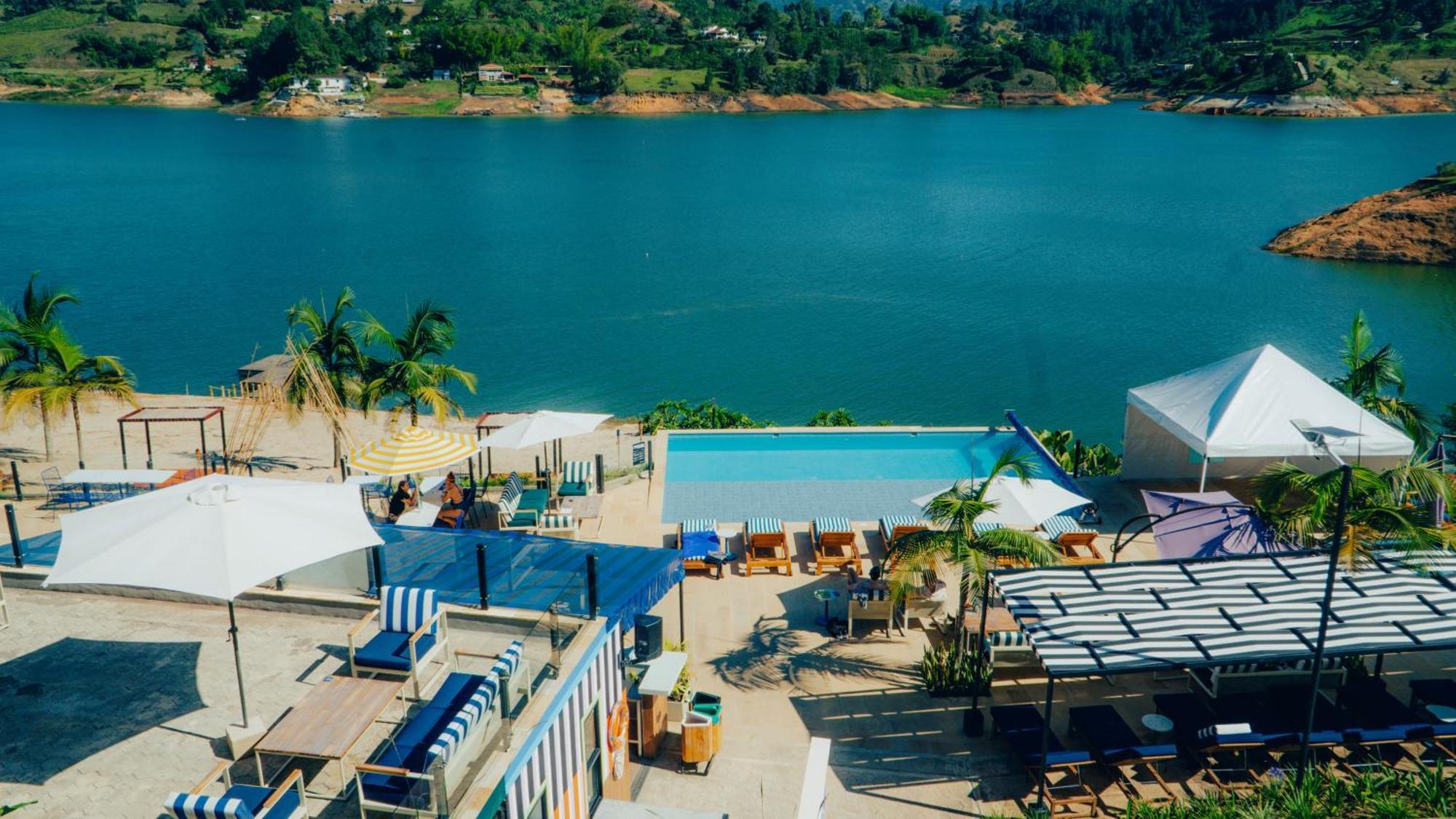 Viajero Guatape Hostel & Lake Club 外观 照片