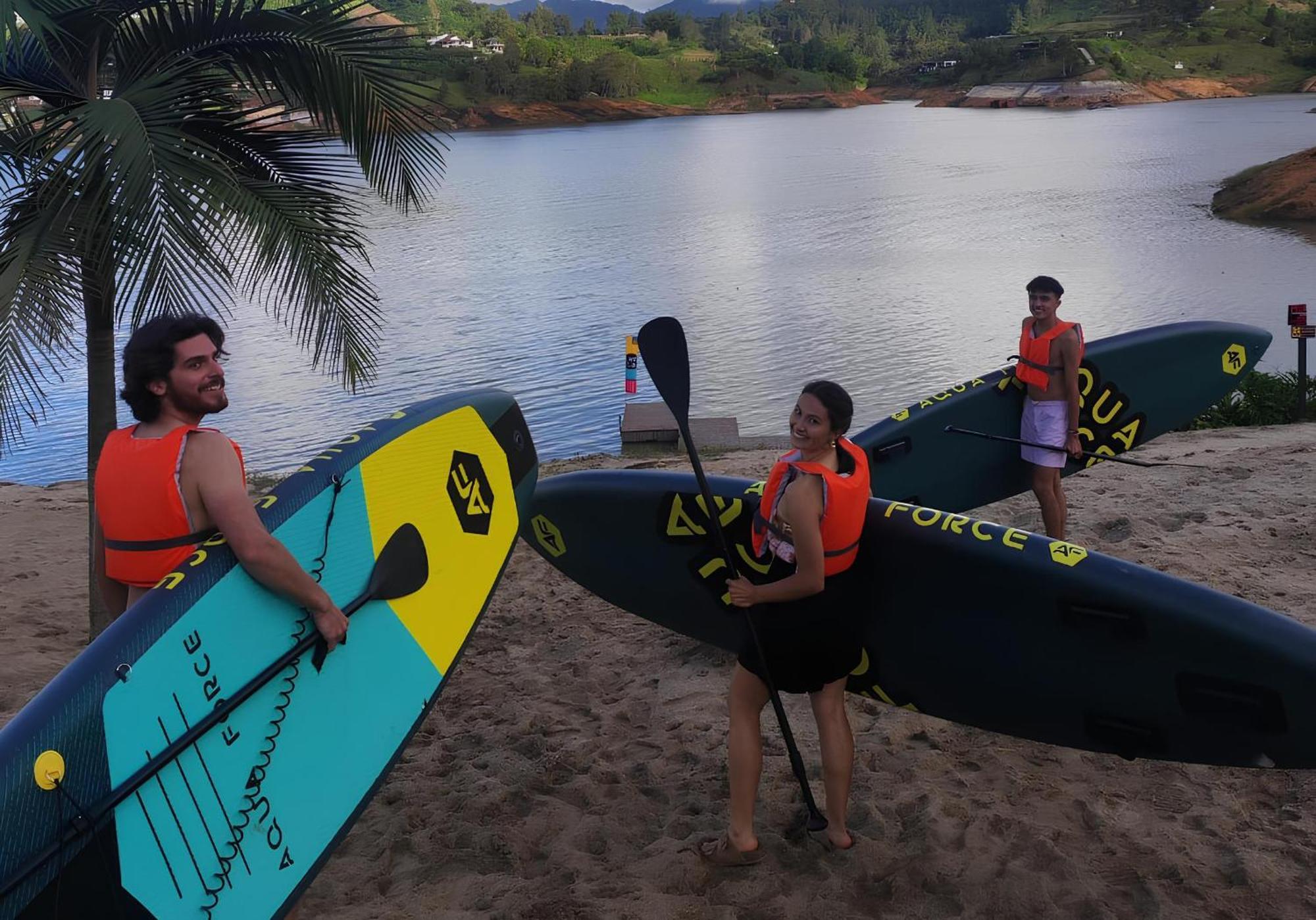 Viajero Guatape Hostel & Lake Club 外观 照片