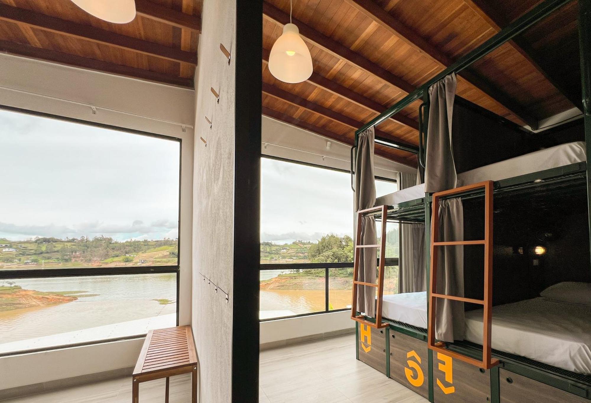 Viajero Guatape Hostel & Lake Club 外观 照片